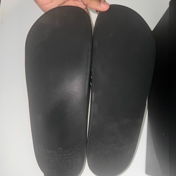 MCM Slides Mens size 11 - Picture 3 of 4